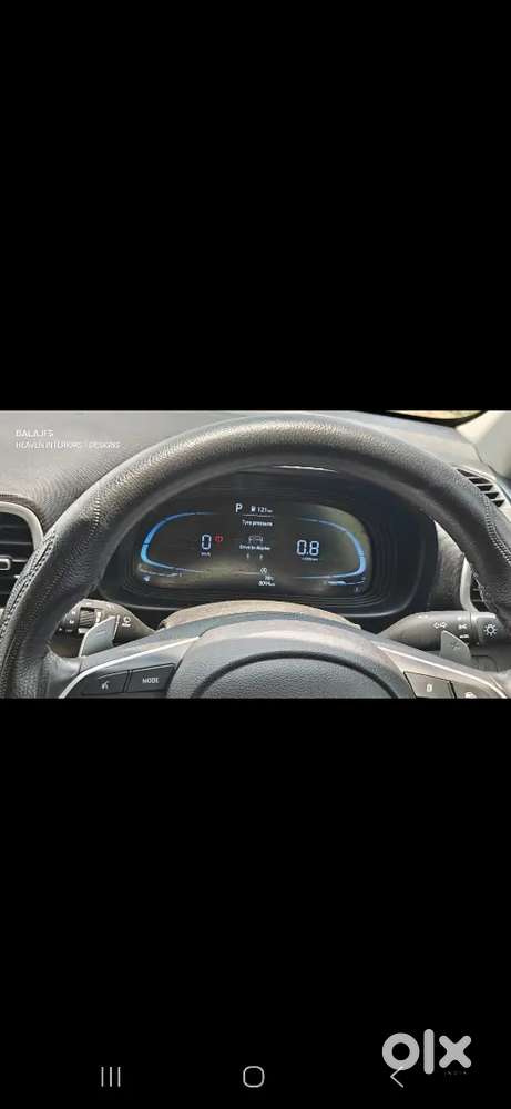 Hyundai New Venue 2023 Petrol 8999 Km Driven