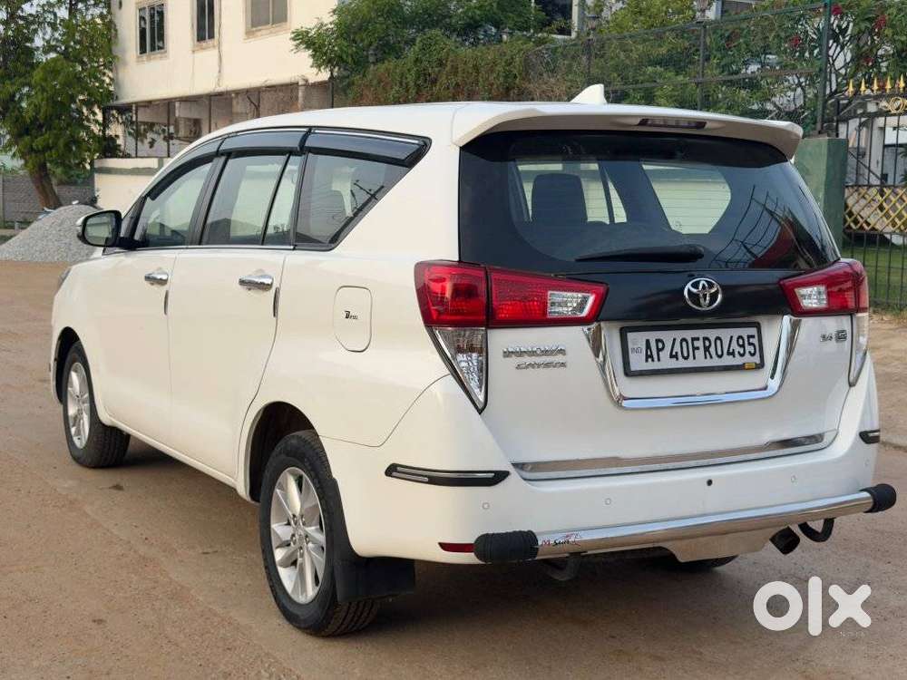 Toyota Innova Crysta [2020-ongoing] 2.4 Gx At 7 Str, 2020, Diesel