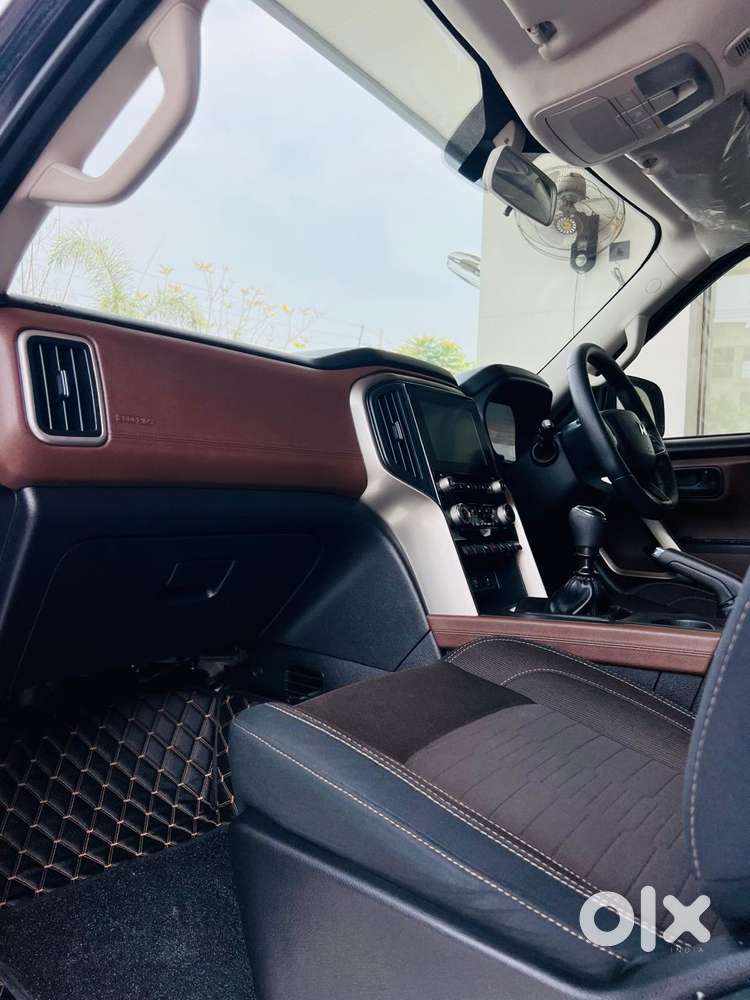 Mahindra Scorpio-n 2.2 Z6 Diesel Mt 7 Str, 2023, Diesel