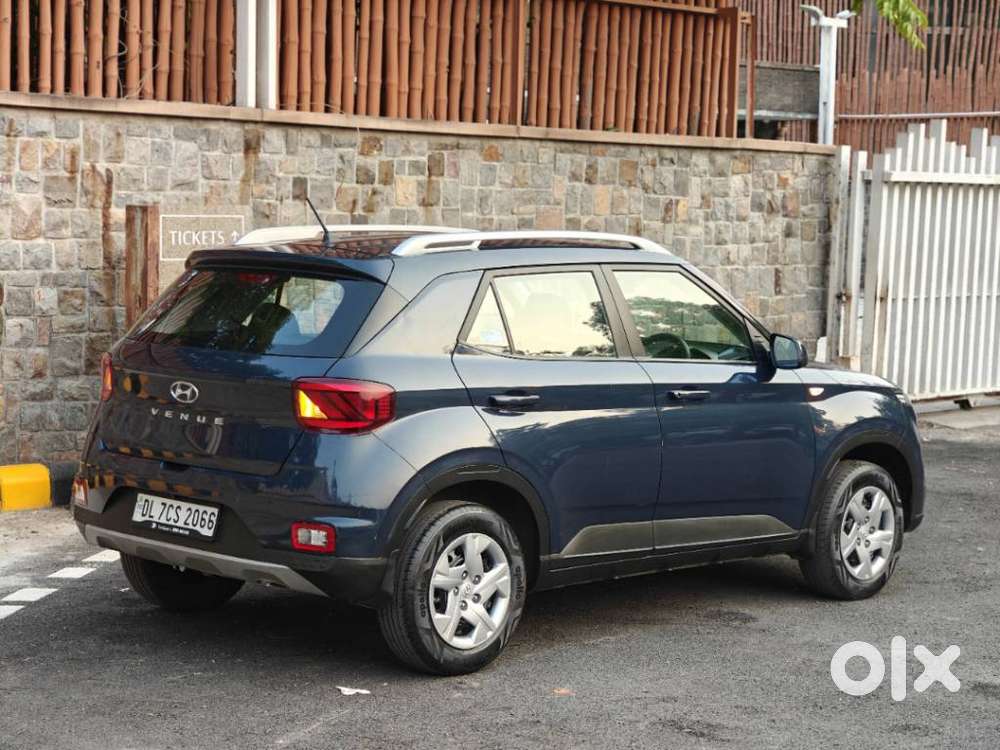 Hyundai Venue S 1.2 Petrol, 2021, Petrol