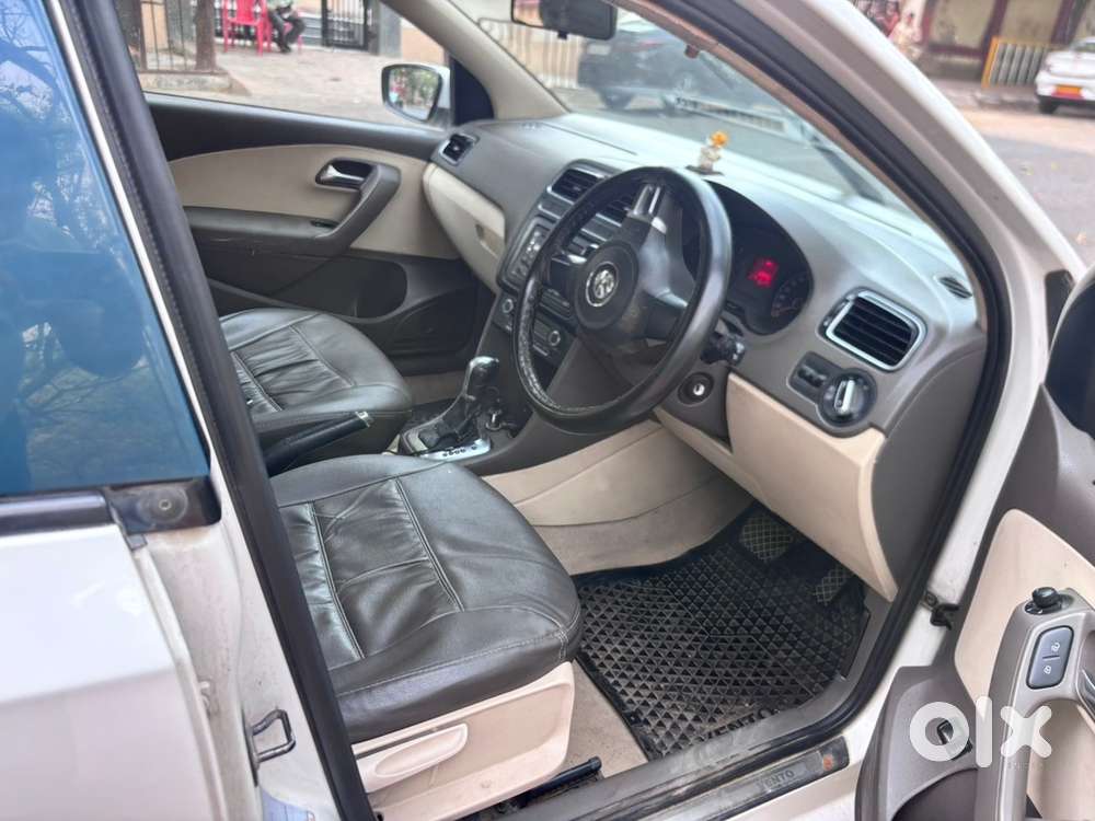 Volkswagen Vento Petrol 2011 Car