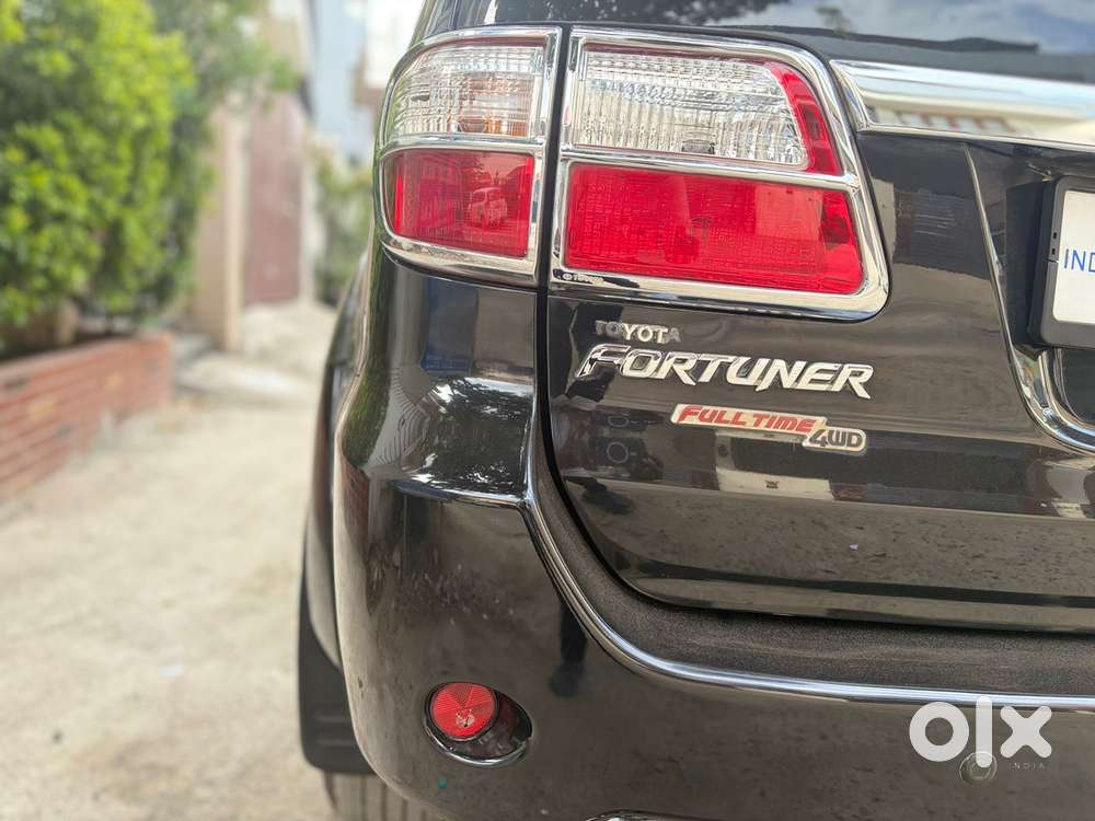 Toyota Fortuner 3.0 4x4 Manual, 2011, Diesel