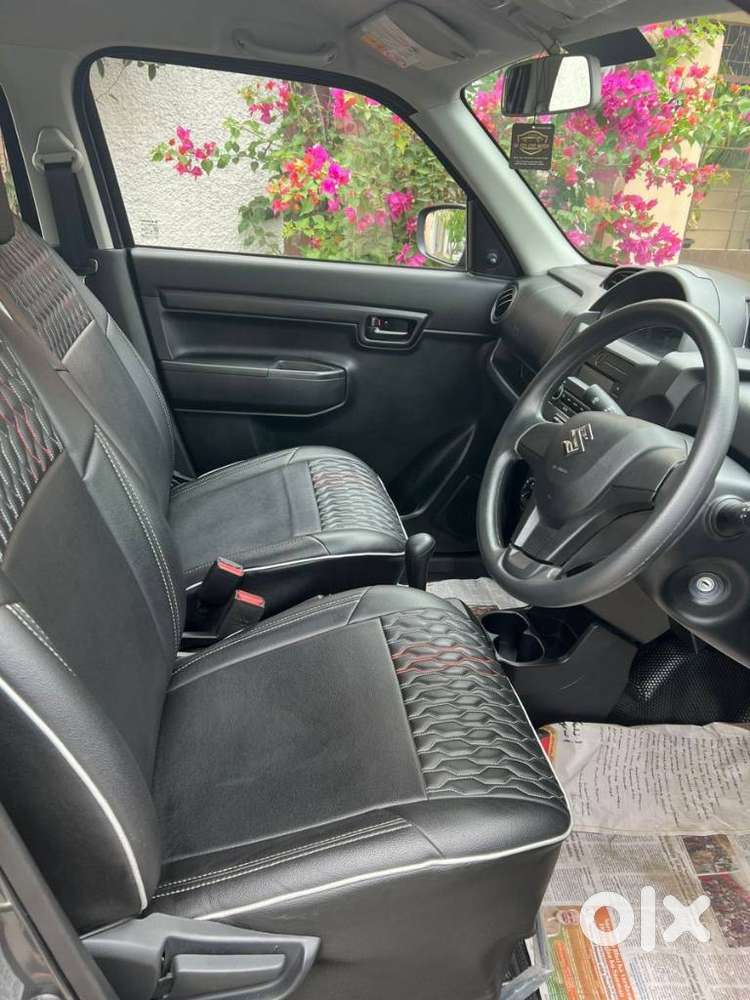 Maruti Suzuki S-presso Vxi, 2025, Petrol