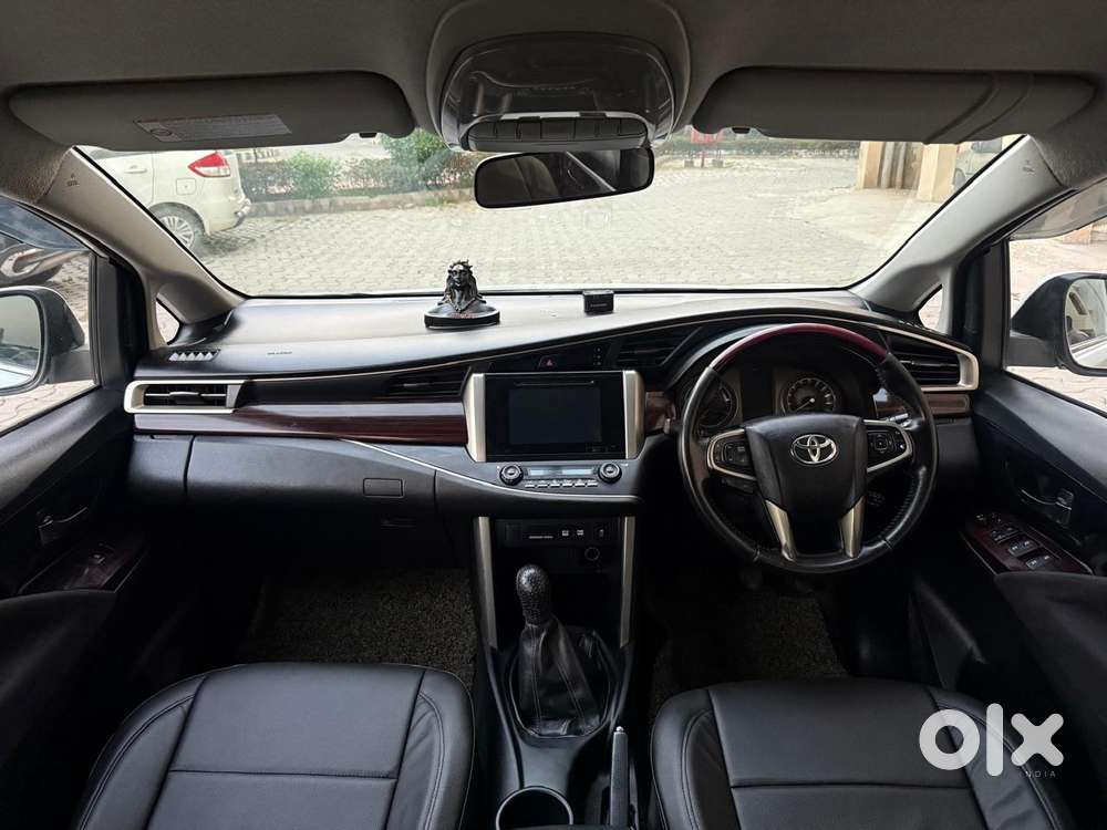 Toyota Innova Crysta Zx 2.4 Diesel 7 Seater, 2017, Diesel