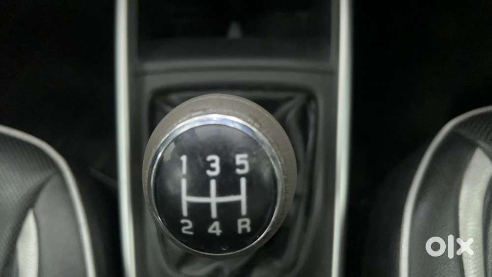 Maruti Suzuki Baleno Zeta, 2016, Petrol