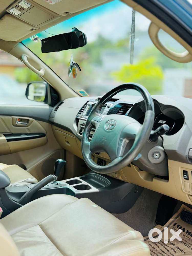 Toyota Fortuner 3.0 4x2 Automatic, 2012, Diesel