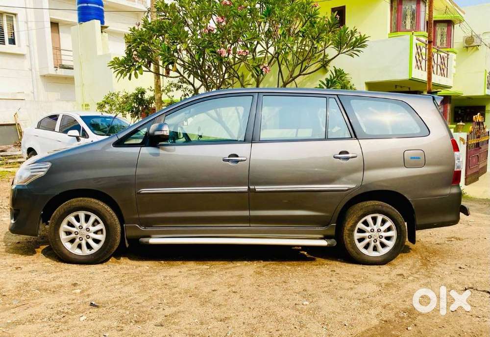 Toyota Innova 2009-2011 2.5 Ev Ms 8 Str Bsiv, 2013, Diesel