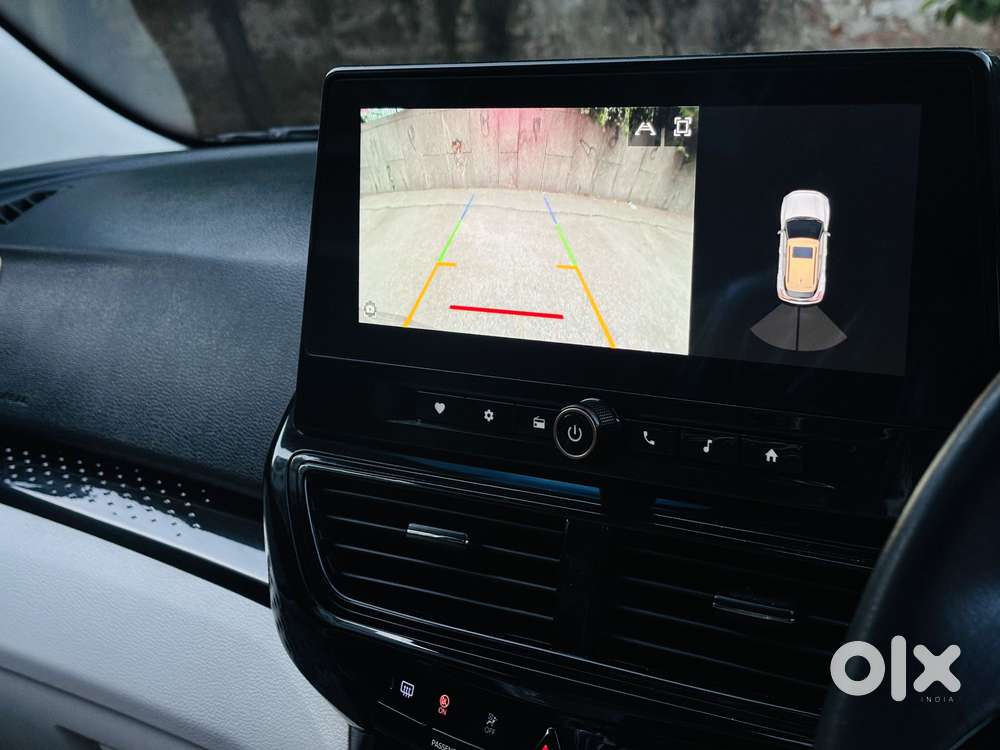 Mahindra Xuv400 Ev El Fast Charger Dt, 2024, Electric