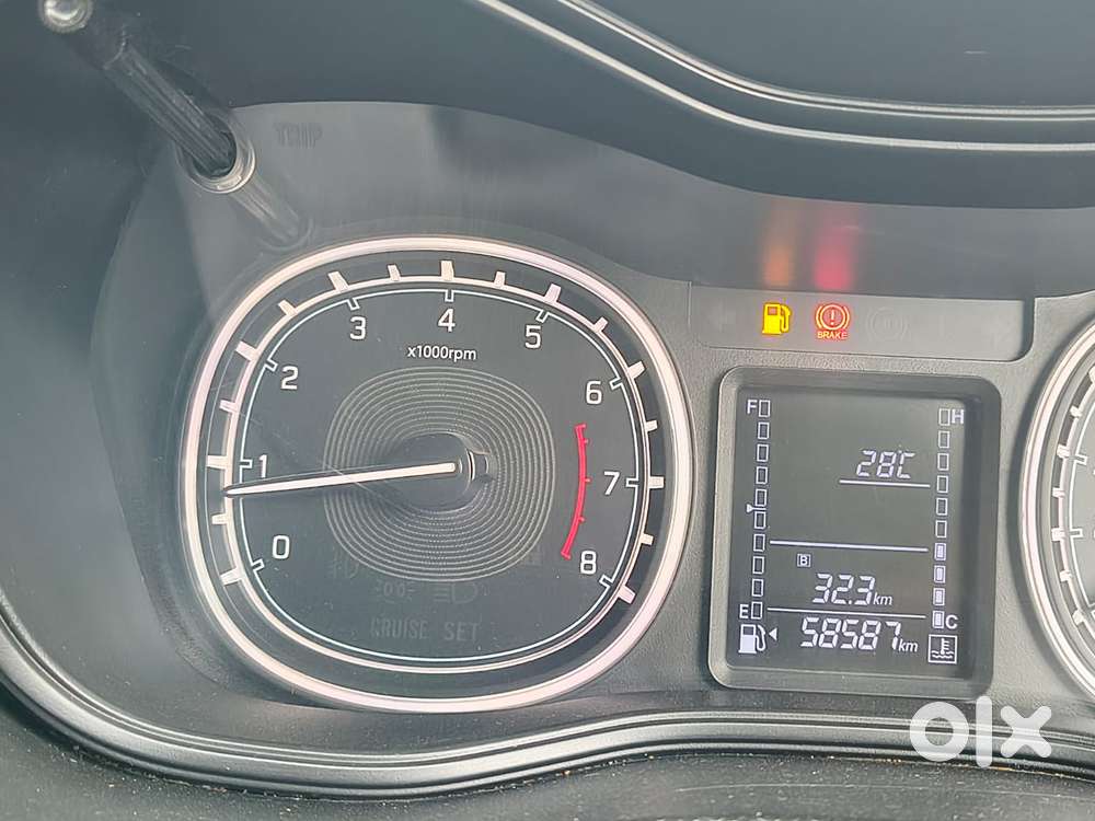 Maruti Suzuki Brezza 1.5 Zxi Smart Hybrid, 2021, Petrol