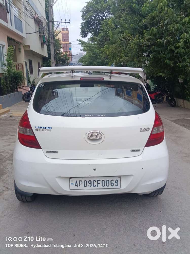 Hyundai I20 Sportz 1.2 Bs-iv, 2011, Diesel