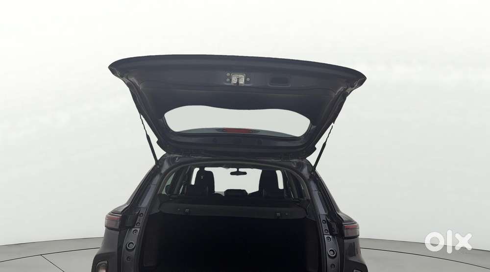 Maruti Suzuki Grand Vitara 1.5 Zeta Smart Hybrid At, 2022, Petrol