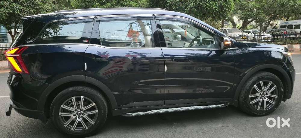 Mahindra Xuv700 2.2 Ax 7 Diesel Mt Luxury Pack Str, 2022, Diesel