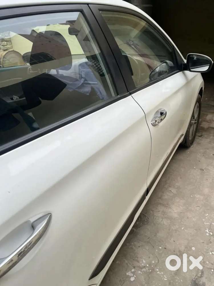 Hyundai I20 2015 Diesel 100000 Km Driven