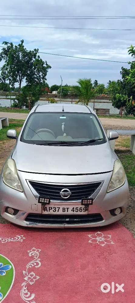Nissan Sunny Diesel 2013