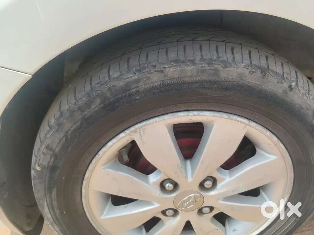 Hyundai Xcent 2015