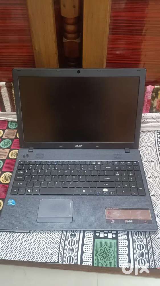 ACER I3 8/GB RAM 320 GB HDD