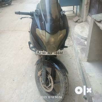 Bajaj Pulsar 220 Motorcycles 1759115577