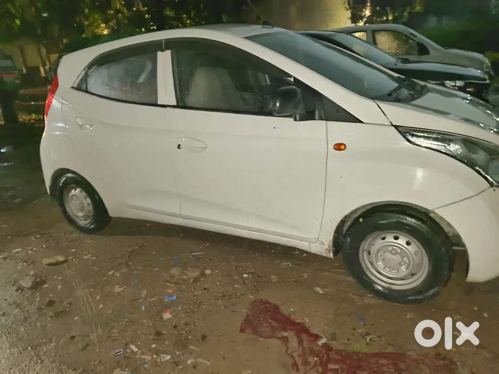Hyundai Eon Magna 2012