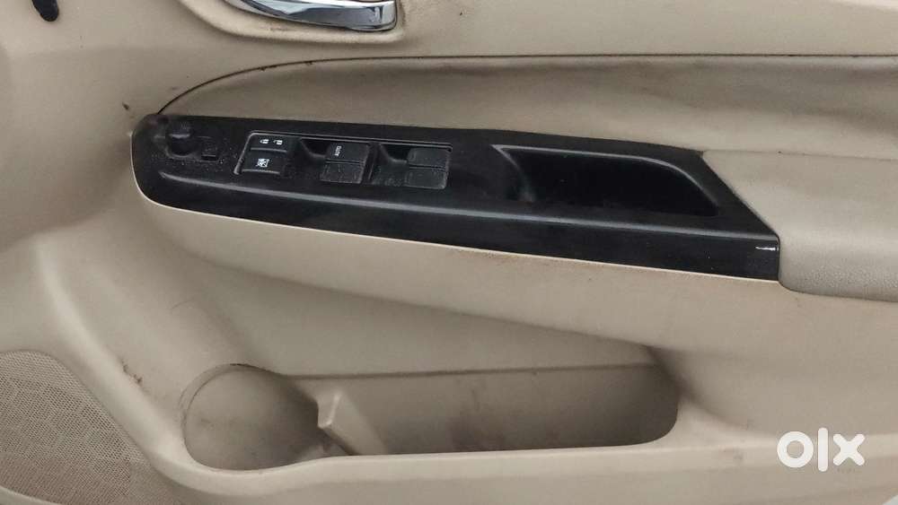 Maruti Suzuki Ciaz Zxi, 2015, Cng & Hybrids