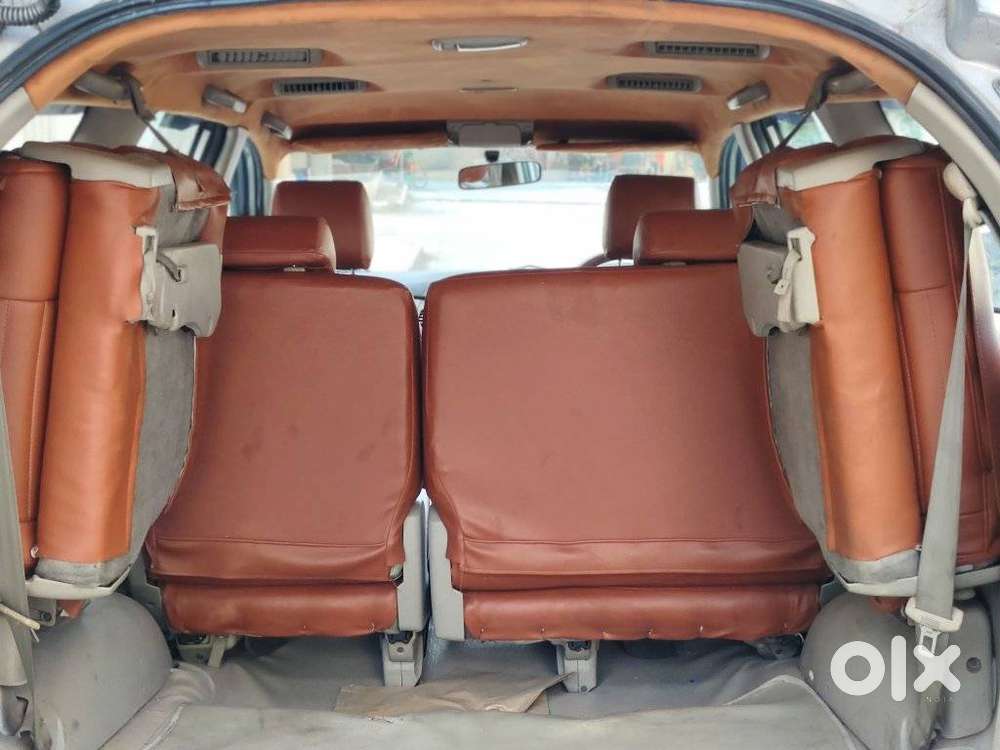 Toyota Innova 2.5 G (diesel) 8 Seater, 2010, Diesel
