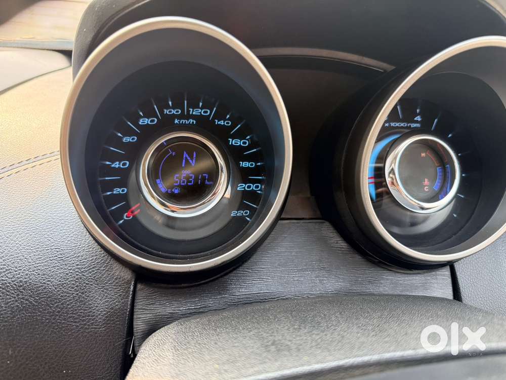 Mahindra Xuv500 2020 Diesel Well Maintained