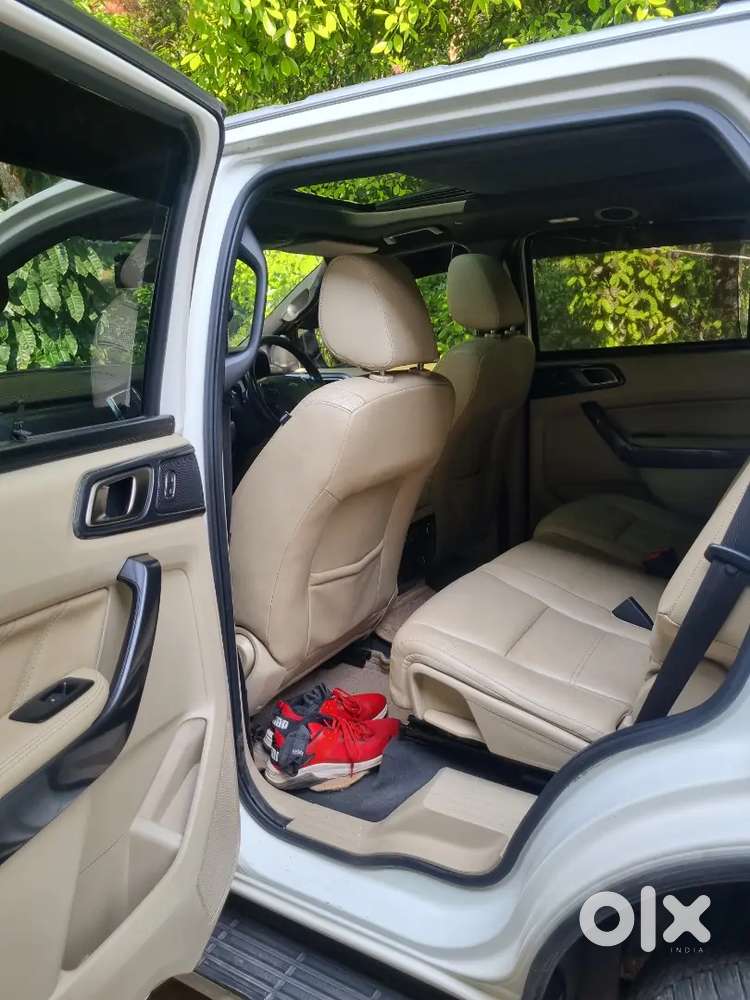 Ford Endeavour Titanium 2017