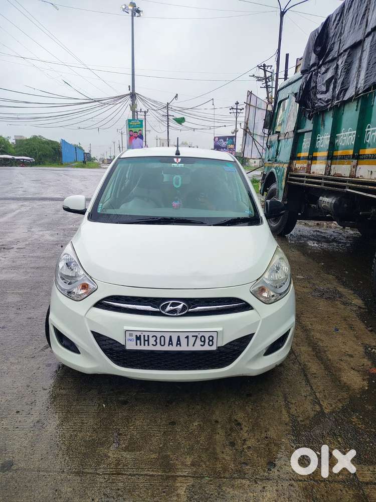 Hyundai I10 Sportz 2011
