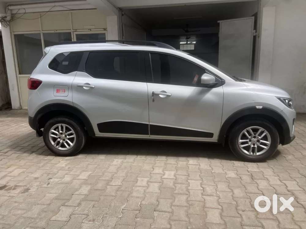 Renault Triber Rxt, 2019, Petrol