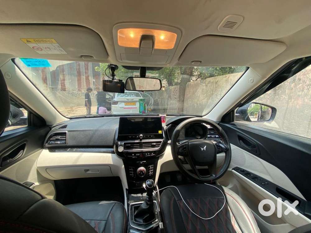 Mahindra Xuv 3xo 2025