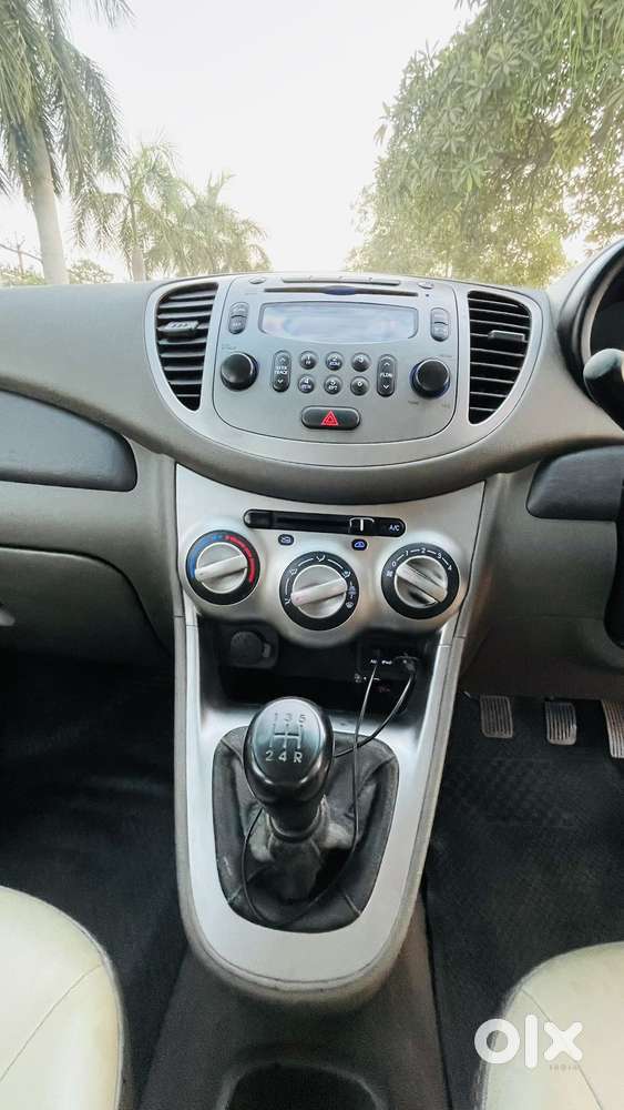 Hyundai I10 Sportz 1.1l, 2015, Petrol