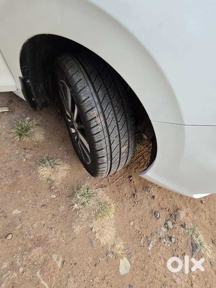 Honda City Vx Petrol 2022 (8airbags)