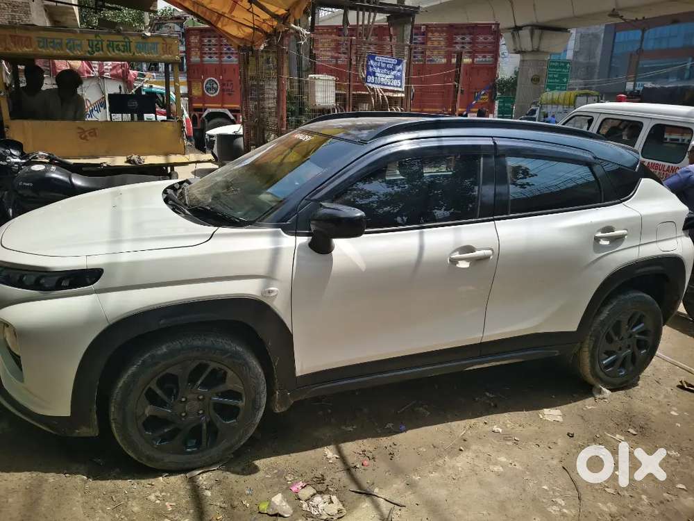 Maruti Suzuki Fronx Sigma 1.2 2025 Urgent Sale