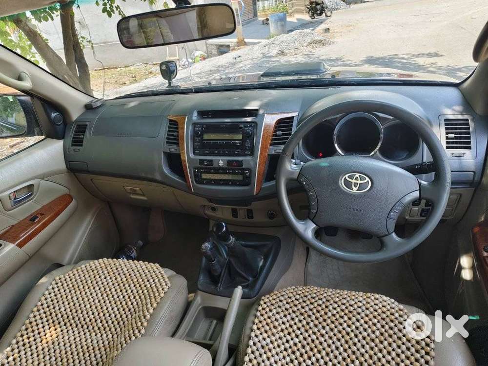 Toyota Fortuner 4x4 Mt 2.8 Diesel, 2010, Diesel