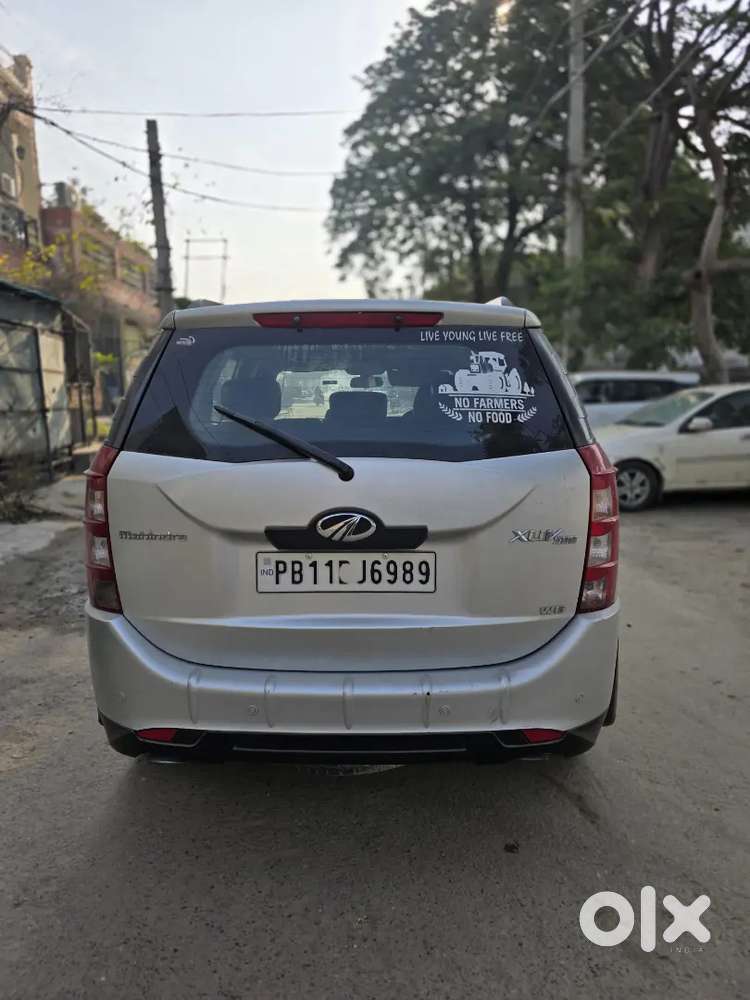 Mahindra Xuv500 2014 Diesel 116000 Km Driven