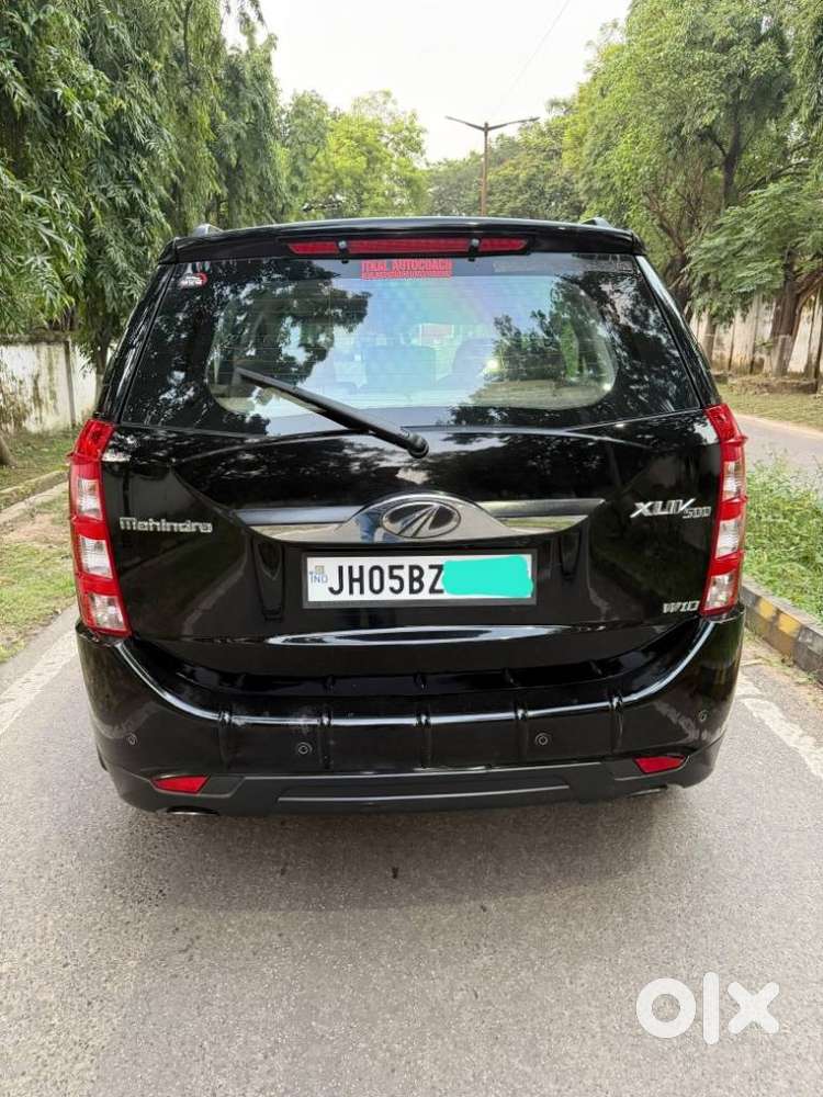 Mahindra Xuv500 2.2 W10 Sportz Edition Mt, 2018, Diesel