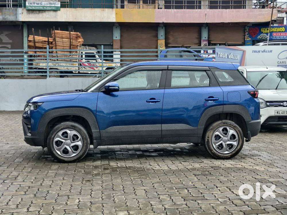 Maruti Suzuki Brezza 1.5 Vxi Smart Hybrid, 2022, Petrol
