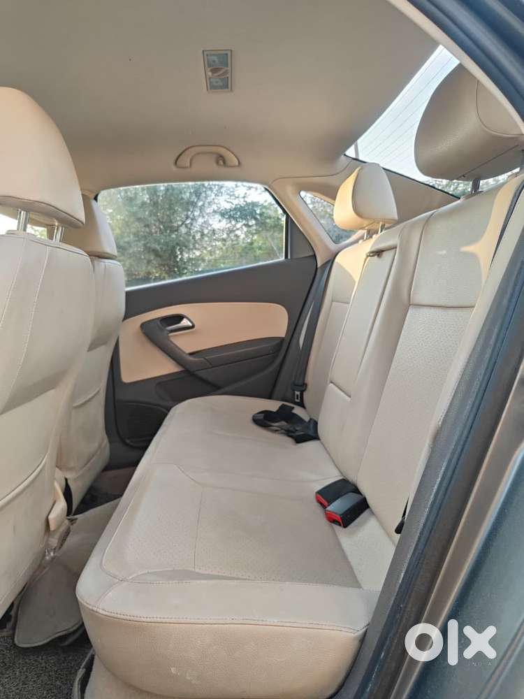 Volkswagen Vento 1.2 Tsi Highline Plus At, 2013, Petrol