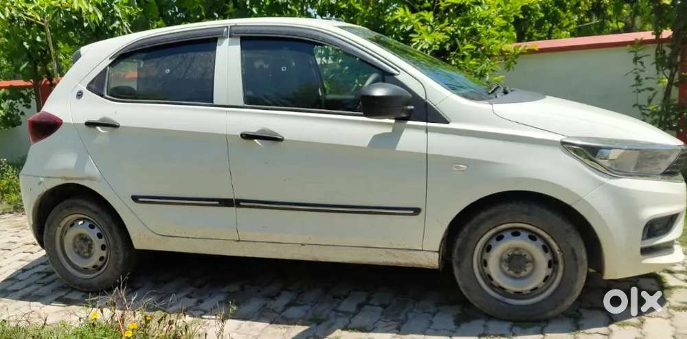 Tiago Xm Cng With 5 Year Extended Warranty