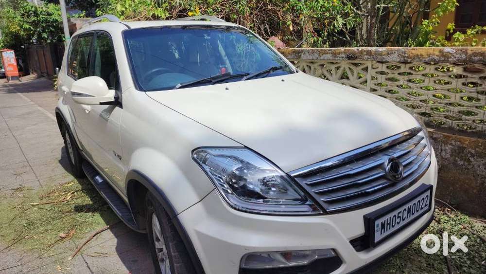 Mahindra Ssangyong Rexton Rx7, 2015, Diesel