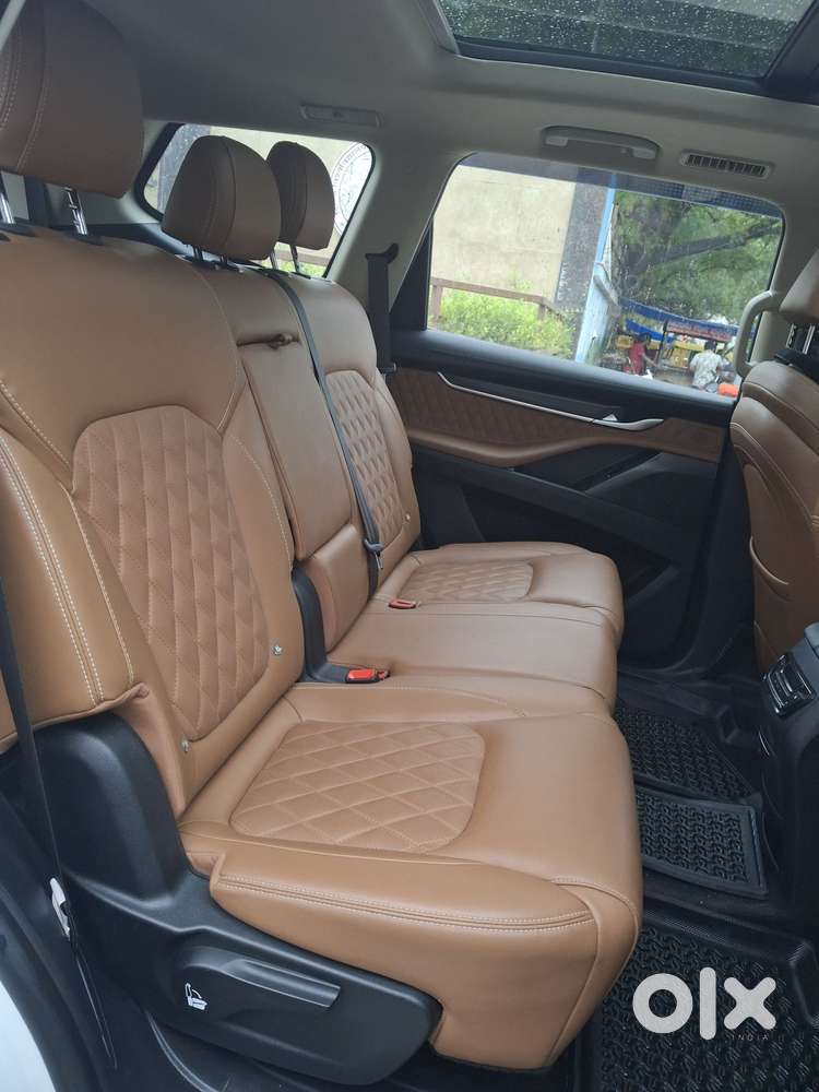 Mg Gloster Savvy 7 Seater, 2024, Diesel