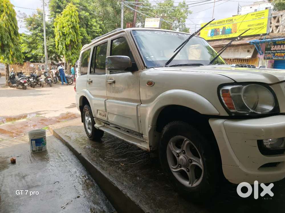 Mahindra Scorpio 2011