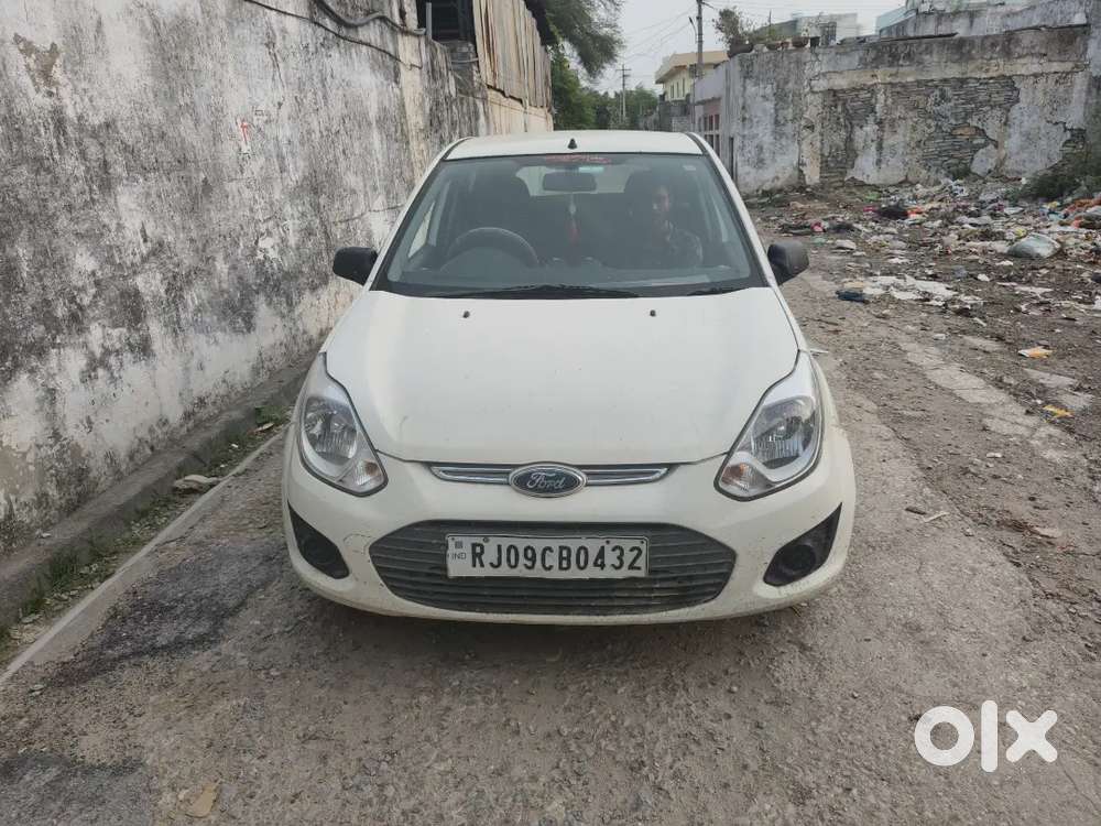 Ford Figo Diesel Zxi 2014 Car