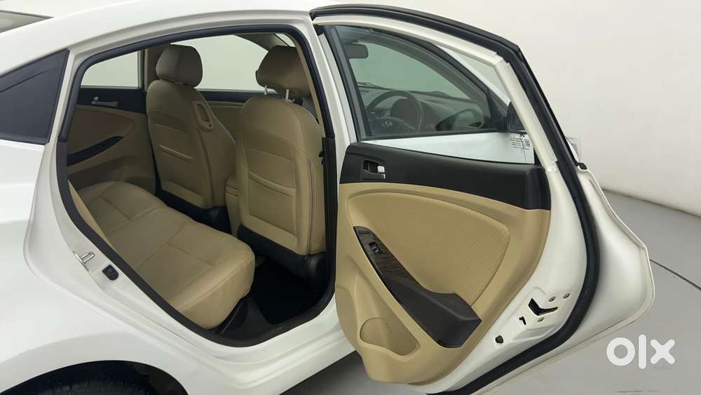 Hyundai Verna 1.6 Sx Vtvt, 2016, Petrol
