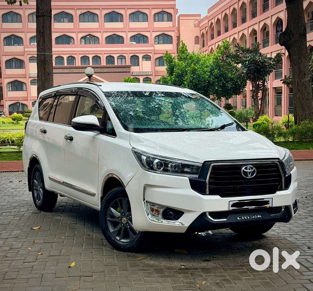Toyota Innova Crysta 2018 Km Driven