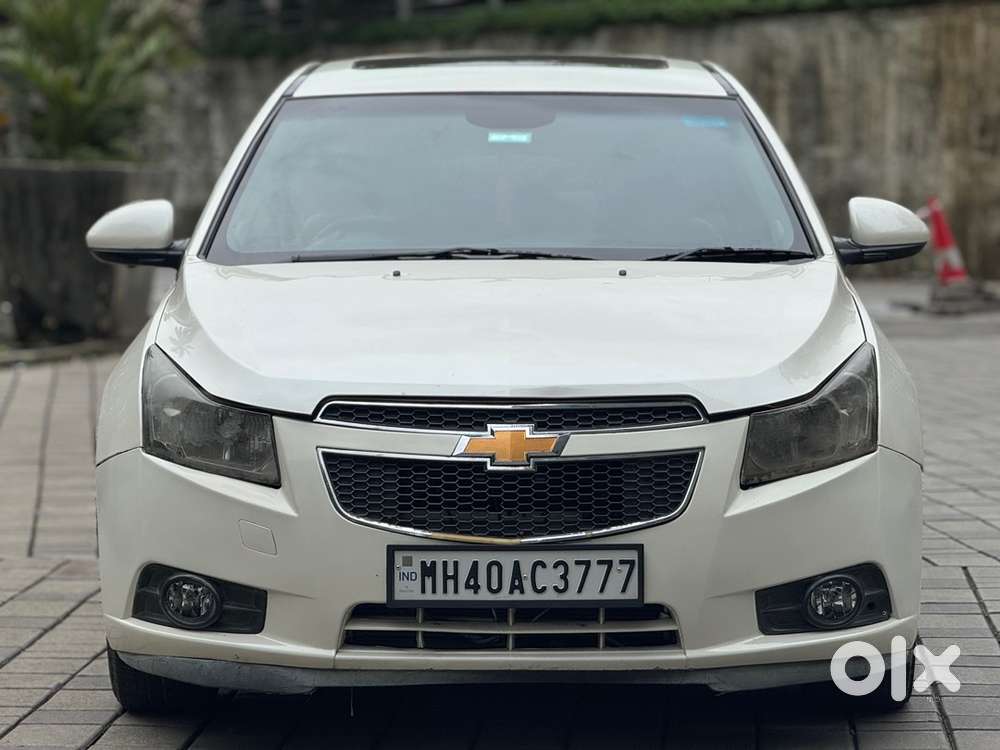 Chevrolet Cruze Ltz Diesel 2013 Ending Sunroof 2nd Owner Diesel