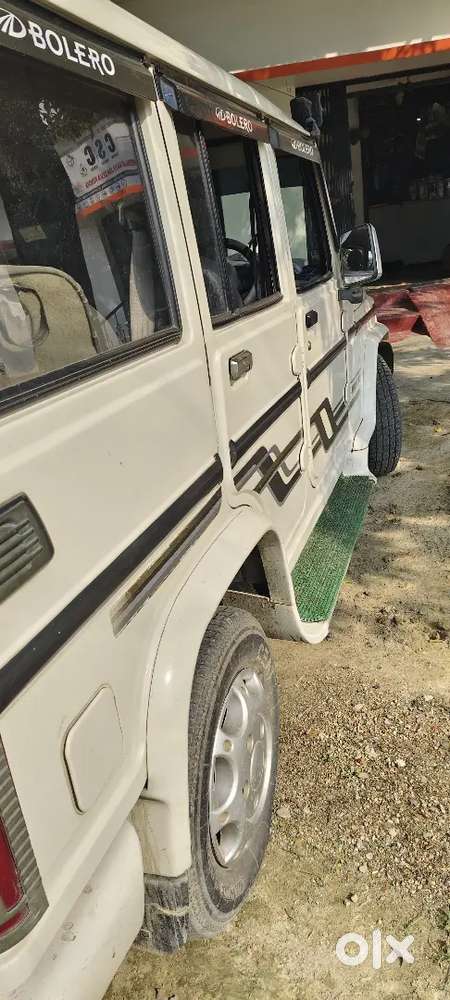 Mahindra Bolero 2015 Diesel Well Maintained Good Condition Me Hai