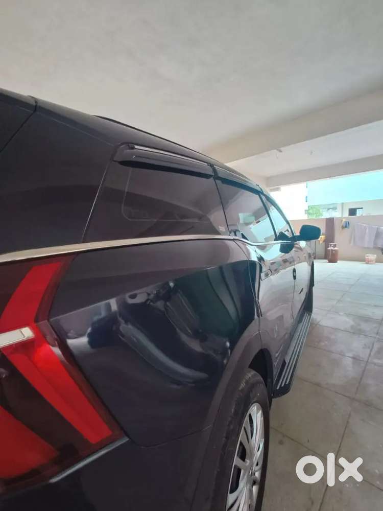 Mahindra Xuv700 2022 Diesel Well Maintained