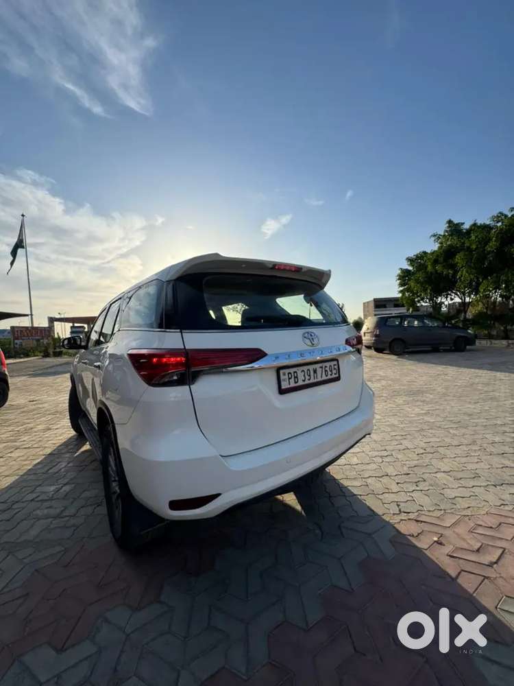 Toyota Fortuner 2016 Diesel 78000 Km Driven 2nd Owner Pb 39 Number