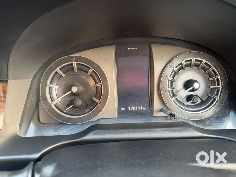 Toyota Innova Crysta 2.8 Zx At, 2016, Diesel