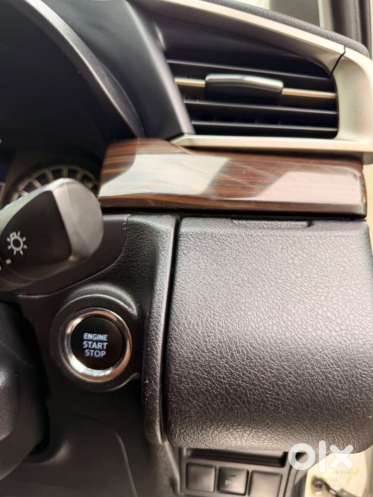Toyota Innova Crysta 2.8z Automatic, 2017, Diesel